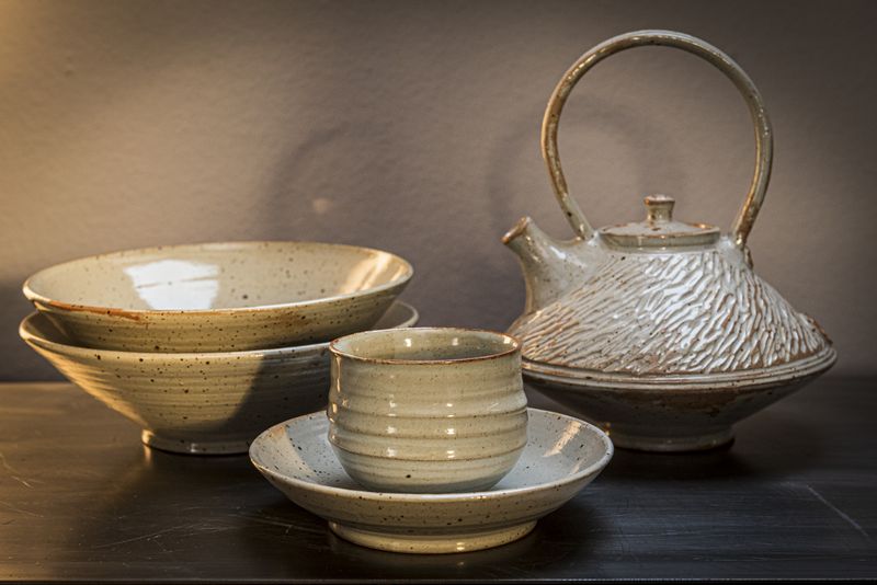 Online leren pottenbakken met Fernand theepotten draaien
